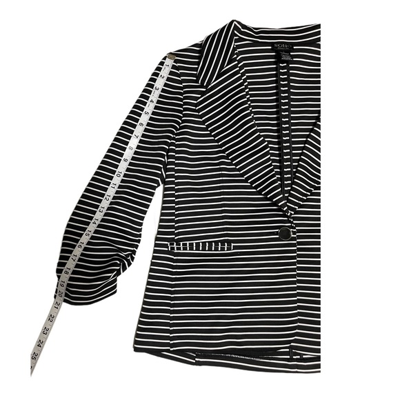 Soho Apparel Ltd Womens Blazer White-Black Stripe Long Sleeve Size L - Picture 4 of 7